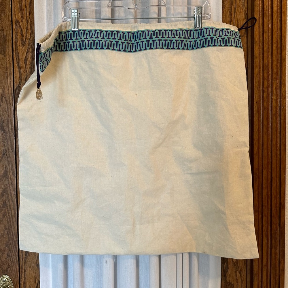 Tory Burch X-tra Large Linen Dust Cover